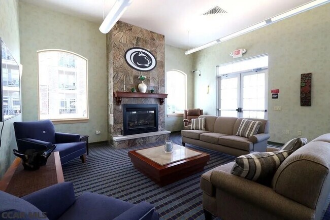 Clubhouse - 200 Jefferson Ave