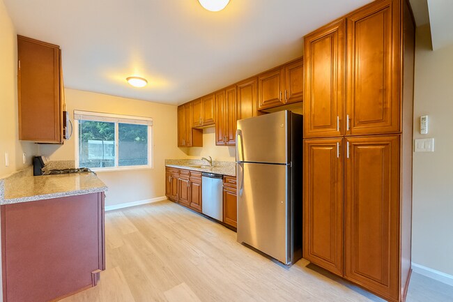 Building Photo - La Mesa Excellent Location 1 bed