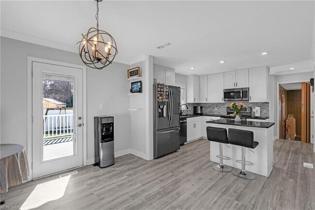 Building Photo - 54 Avella Ct