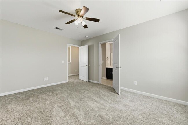 Building Photo - Spacious 5-Bedroom Home in the Live Oak Community – Richmond Hill, GA