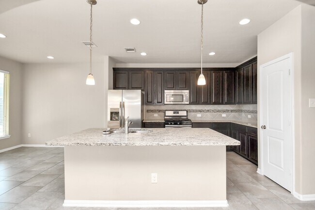 Building Photo - 8139 Heartbrook Field Ln
