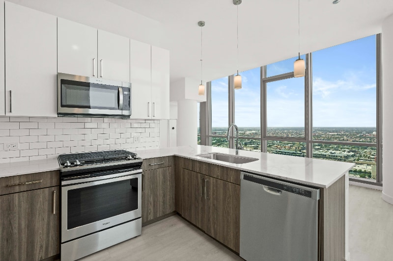 Building Photo - 814 S Michigan Ave