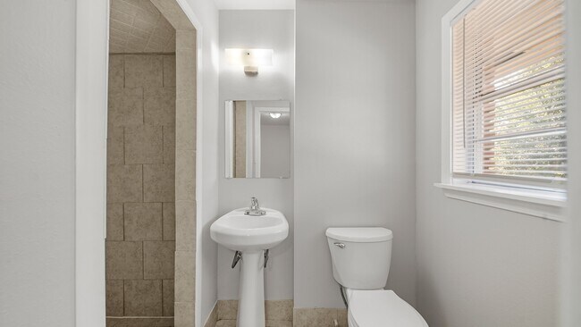 Building Photo - 7634 Wilmerdean St