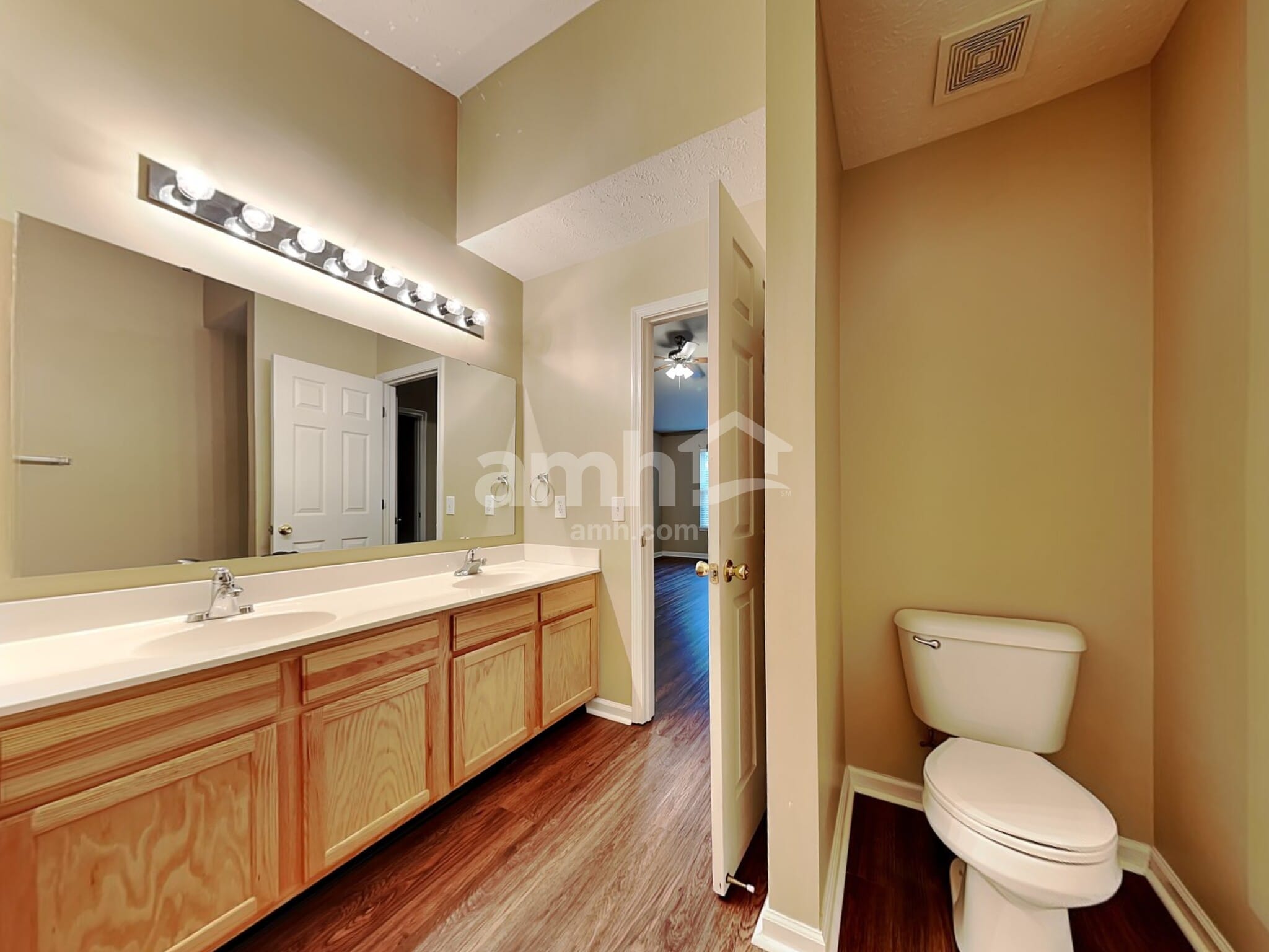 Building Photo - 10942 Alamosa Dr
