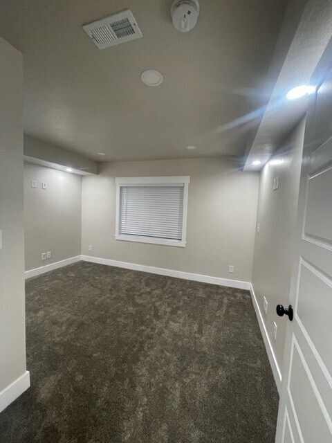 Building Photo - 2839 Kollman Ln