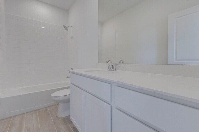 Building Photo - 5819 Majestic Sky Dr