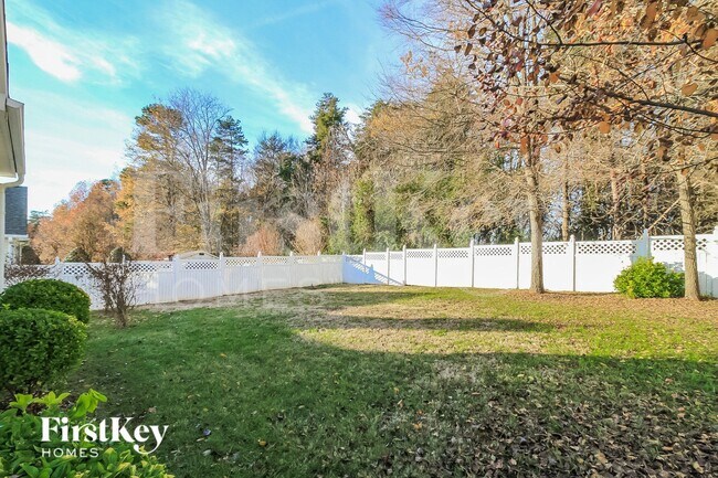 Building Photo - 1835 Austin Pl Ln