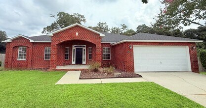 Building Photo - 4 Bed/2 Bath Home + Bonus Room