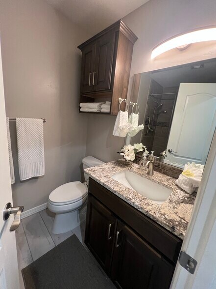 GRANITE GUEST BATH - 777 Harrah Way