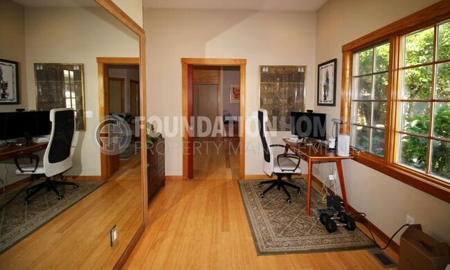 Building Photo - 307 Tennessee Ave