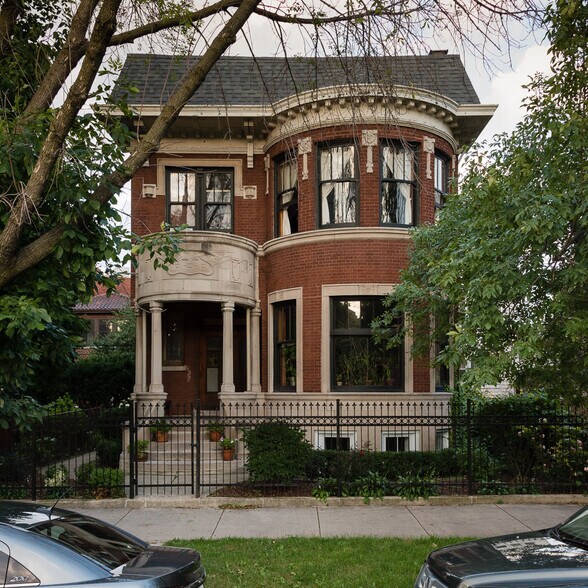 Primary Photo - 1829 N Humboldt Blvd