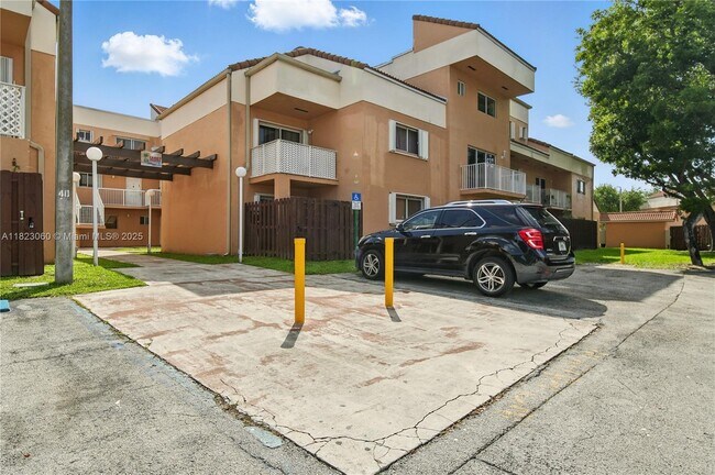 Building Photo - 14907 SW 80th St