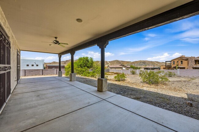 Building Photo - 3510 W Bohl St