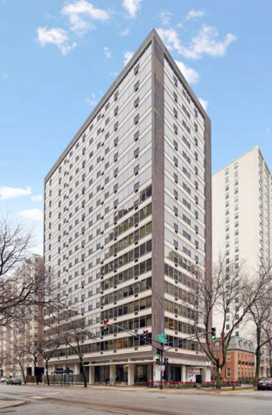 Primary Photo - 360 W Wellington Ave