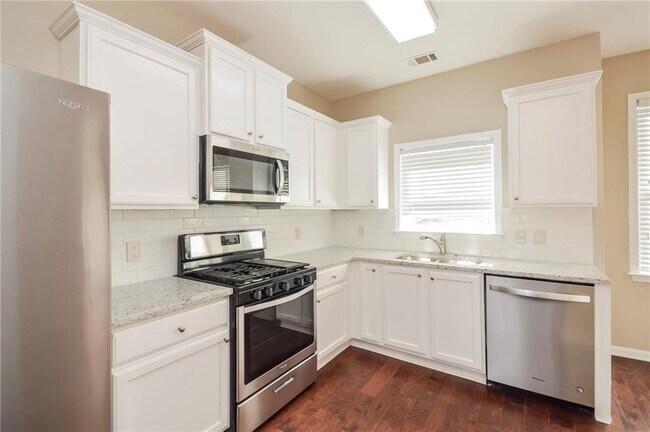 Building Photo - 20 Snapdragon Ln