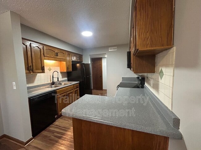 Building Photo - 3405 NW Duncan Rd