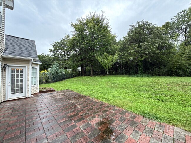 Building Photo - 1113 Cooper Ln