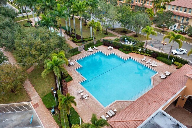 Building Photo - 1030 SW 147th Ave
