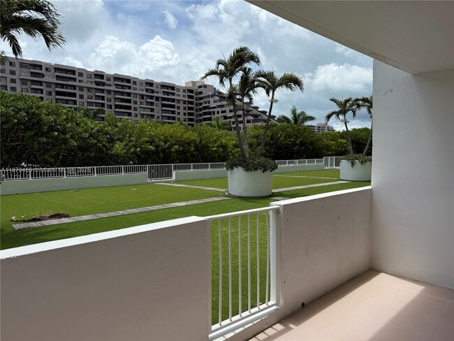 Building Photo - 199 Ocean Ln Dr