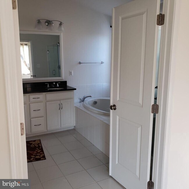 Building Photo - 23409 Berkeley Meadows Dr