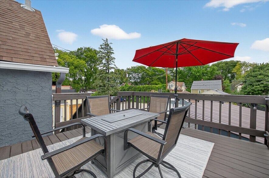 Building Photo - 4935 34th Ave S