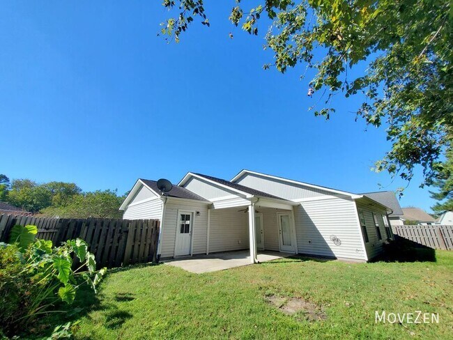 Building Photo - 2419 Red Maple Cir