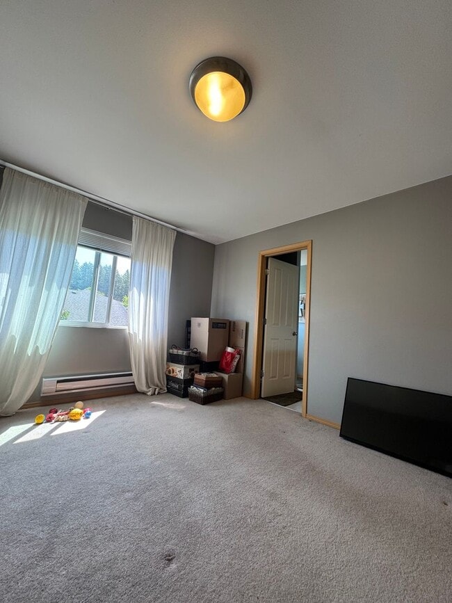 Building Photo - 2 bedroom Maple Valley Home