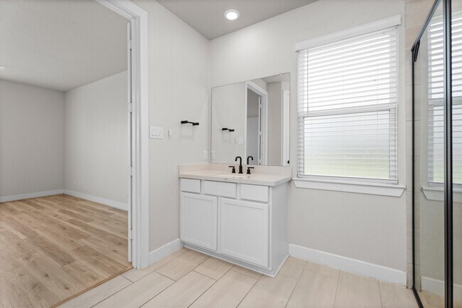 Building Photo - 24126 Orchard Oriole Ct