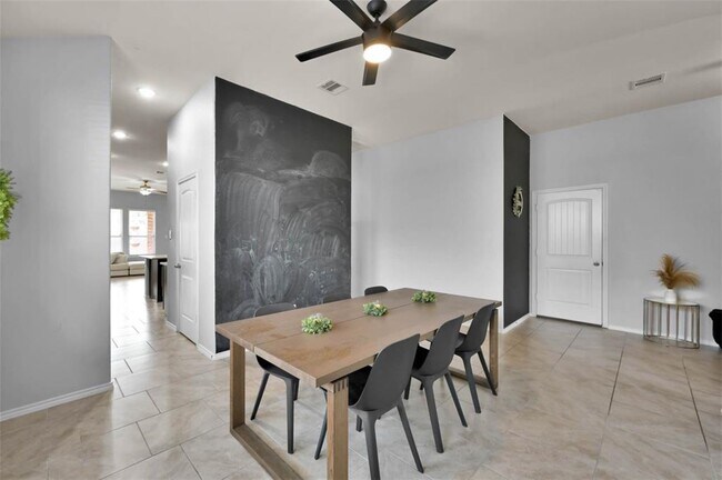 Building Photo - 14030 Wolftrap Ln