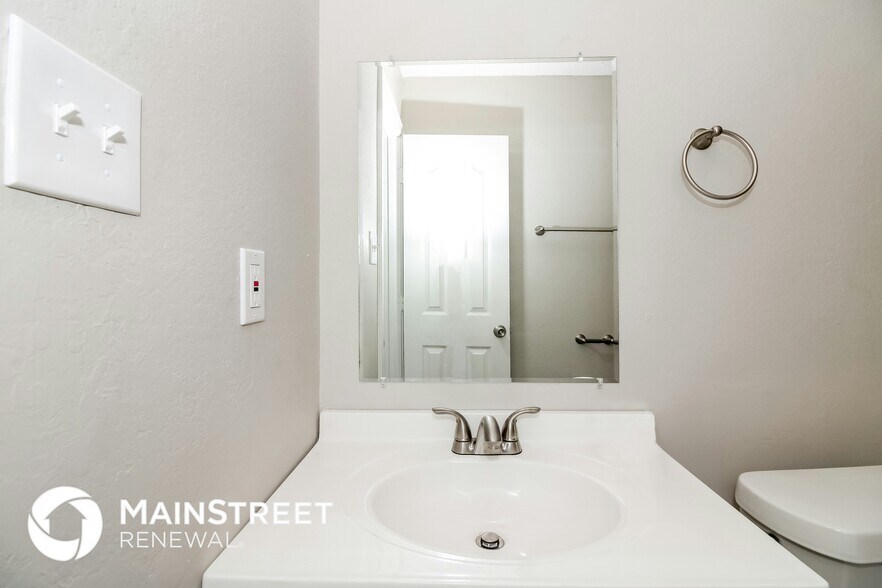 Building Photo - 4357 Shadow Leaf Cove S