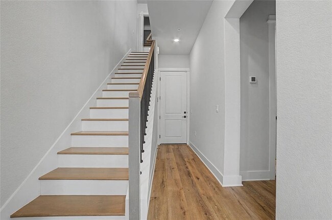 Building Photo - 2930 Moreno St