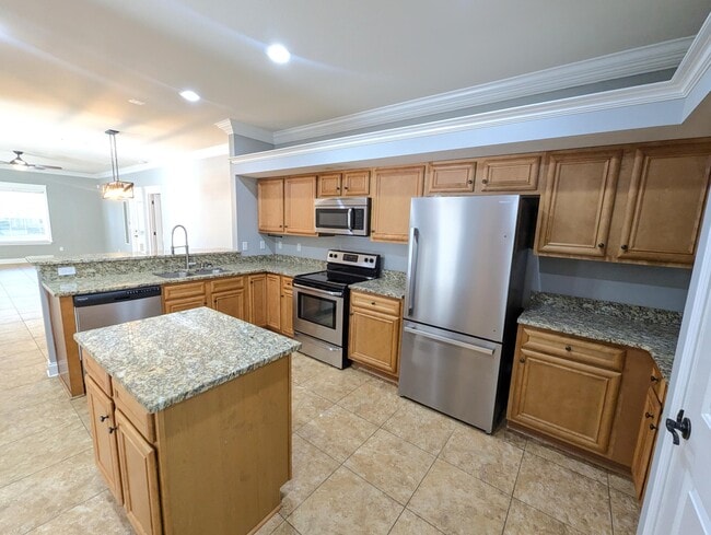 Building Photo - 116 Alder Ave SE