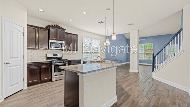 Building Photo - 5627 Calaveras Way