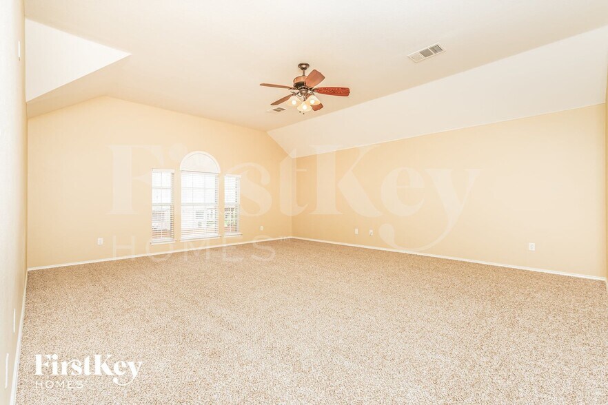Building Photo - 4000 Drexmore Rd