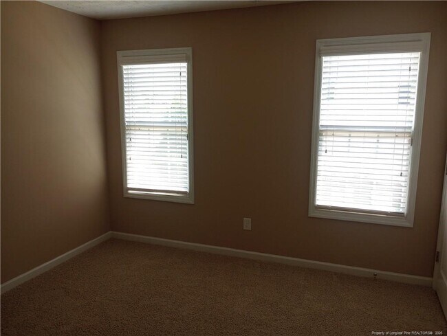 Building Photo - 6031 Geranium Dr