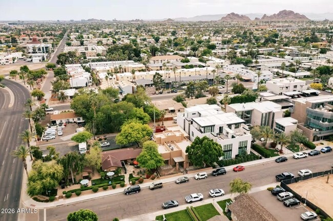 Building Photo - 6951 E 1st St