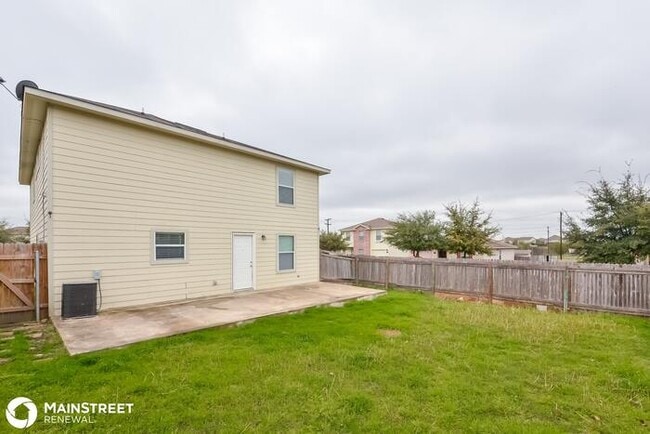 Building Photo - 5502 Hidden Canyon, San Antonio, TX 78252