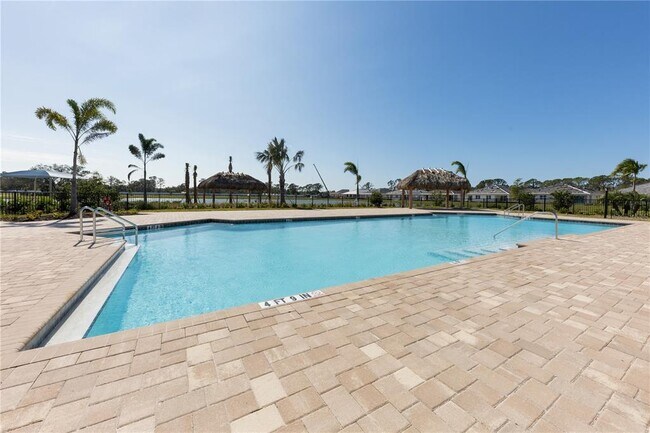 Building Photo - 305 Ibiza Lp