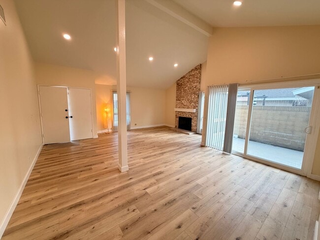 Building Photo - Remodeled 3 Bedroom Cerritos House For Rent with Central AC!