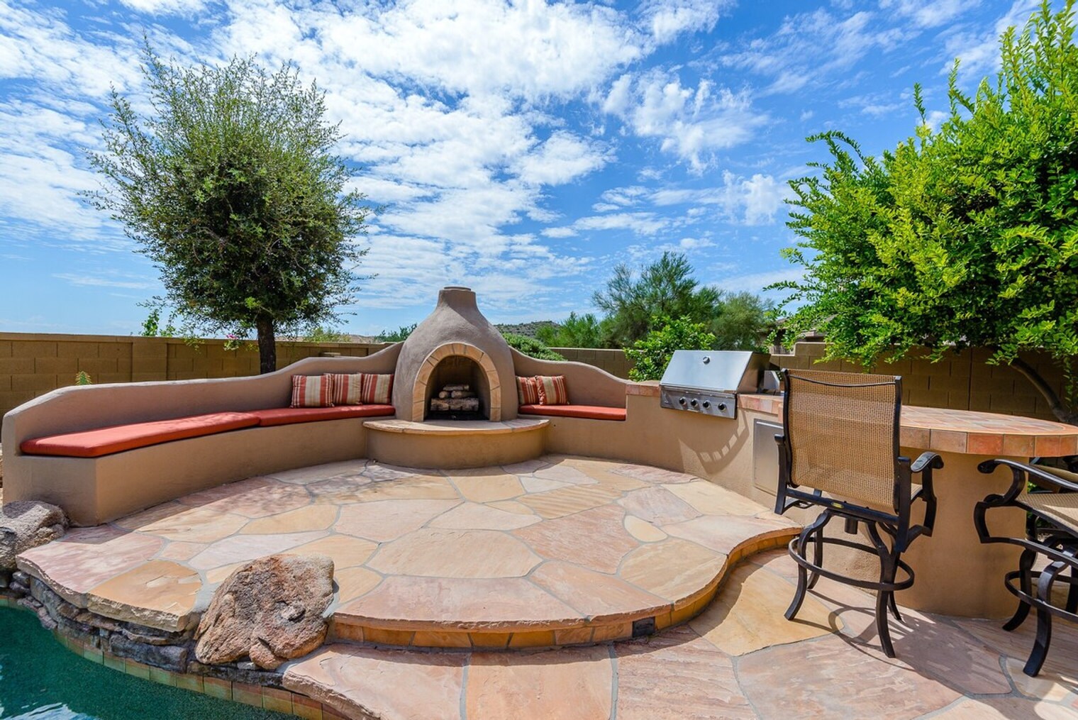 Building Photo - 14705 Canyoncrest Ct