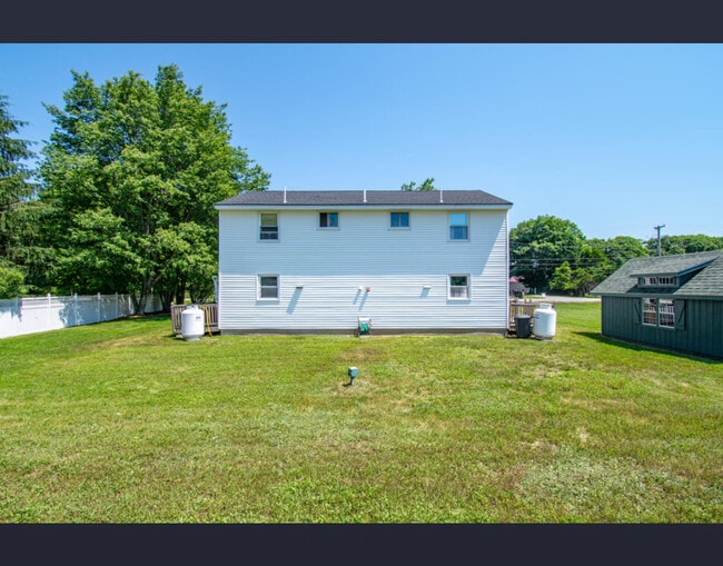 Building Photo - 57 Edgecomb Rd