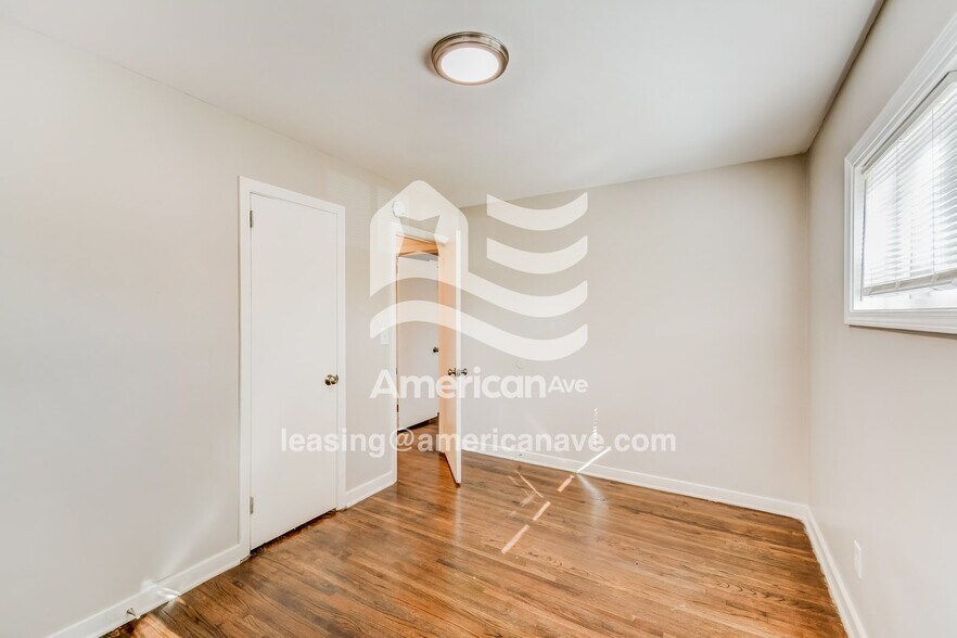 Building Photo - 1229 Birchwood St