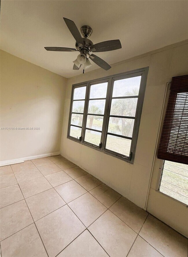 Building Photo - 8300 Sunrise Lakes Blvd