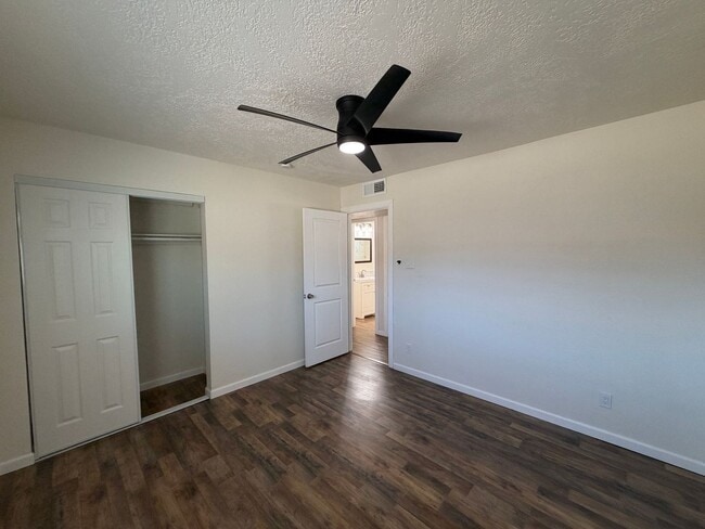 Building Photo - Updated 3 Bedroom Single Story Home Available Near Eubank Blvd NE & Constitution Ave NE!