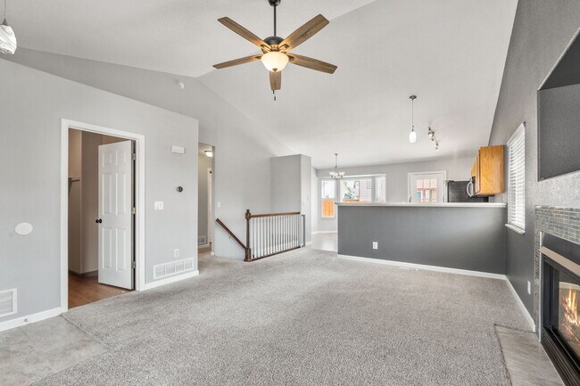 Building Photo - 5164 Fennel Dr