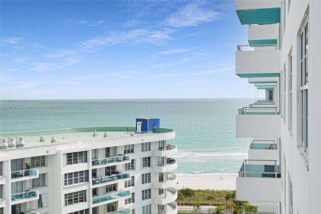 Building Photo - 5101 Collins Ave