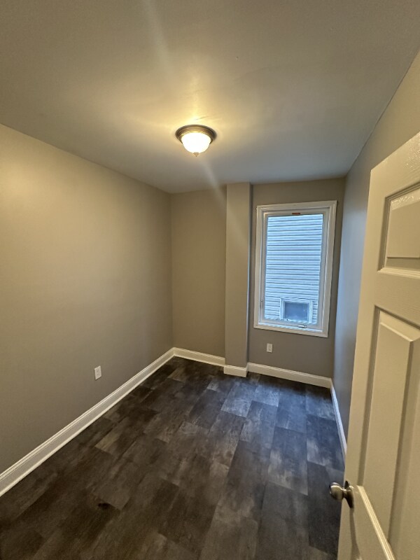 Building Photo - 147 Beech St