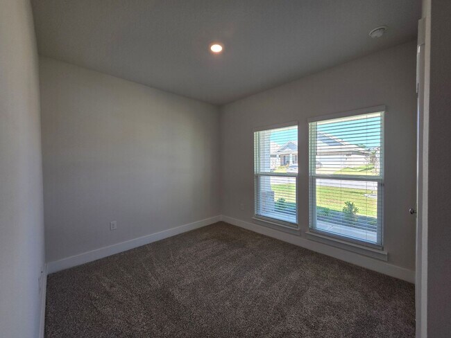 Building Photo - 5839 Sargassum Ln