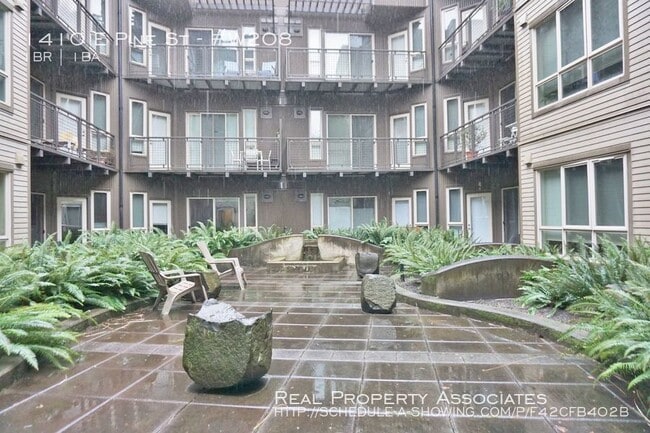 Primary Photo - Braeburn Apartment