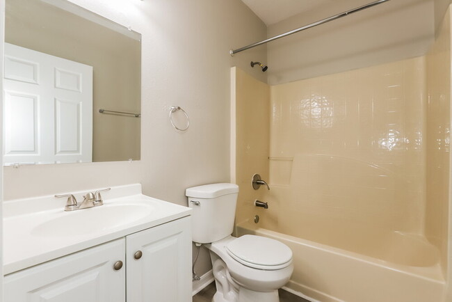 Building Photo - 529 Delido Way